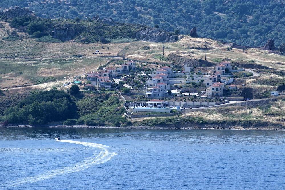 Little Bird Petra (Lesbos) Exterior foto